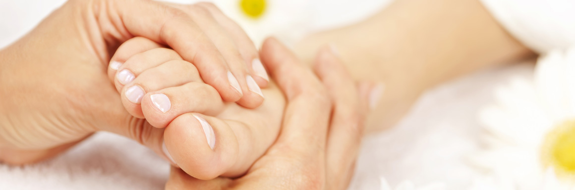 Fußreflexzonentherapie* - Physiotherapie Karin Schiller-Moll & Team in Aachen